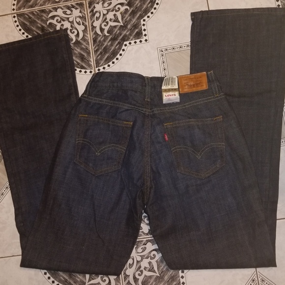 Levis Curvy Boot Sexy Rigid Low Rise Jean 2L Jrs NWT - Picture 3 of 3